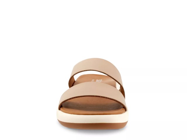 Jenna Sandal