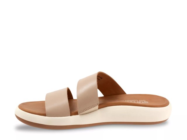 Jenna Sandal