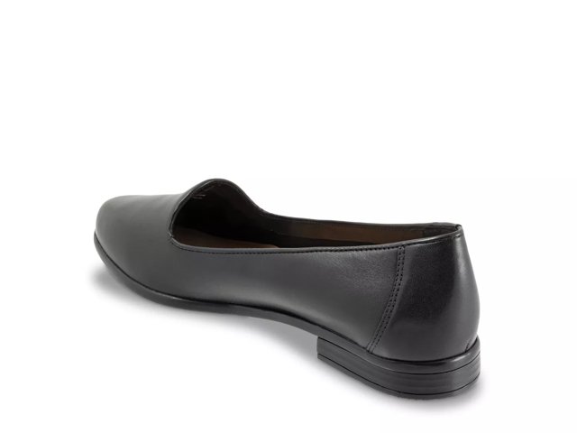 Liz Lux Slip-On