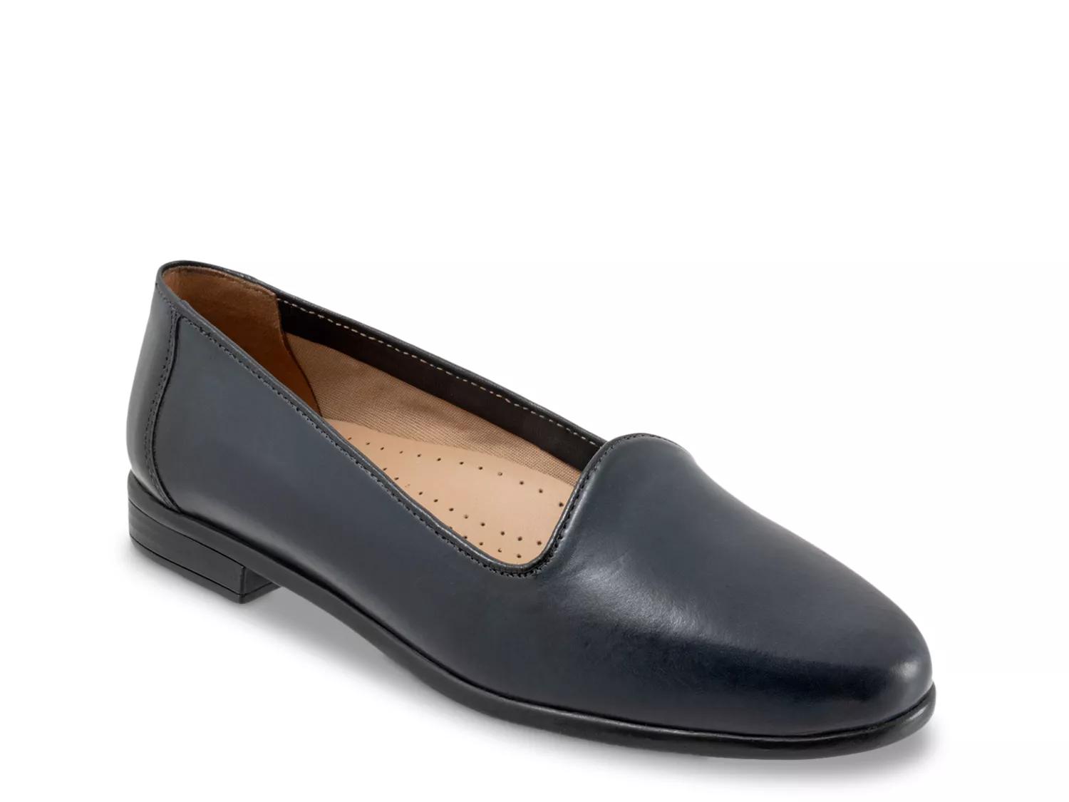 Liz Lux Slip-On - image 4