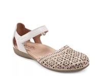 Bronnie Sandal Light Beige view