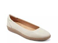 Landen Slip-On Ivory view