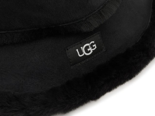 Sheepskin Bucket Hat