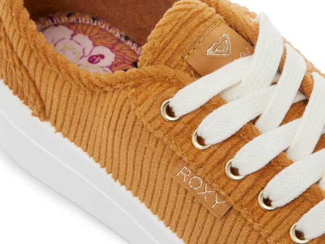 靴/バッグ New - Roxy Memphis Sneakers size 6.5 USA Amazon.com | Mizuno Women's Wave Skyrise 5 Roxy Running Shoe