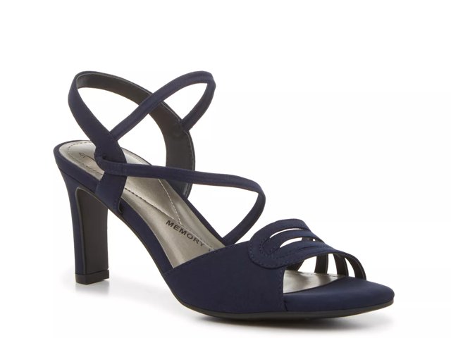 Vigee Sandal