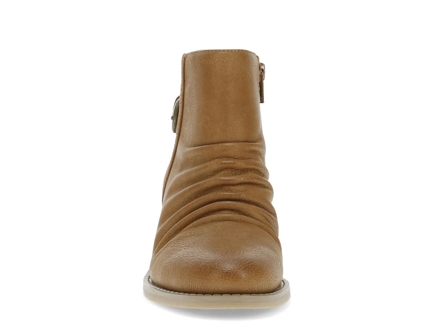 Linnea Bootie