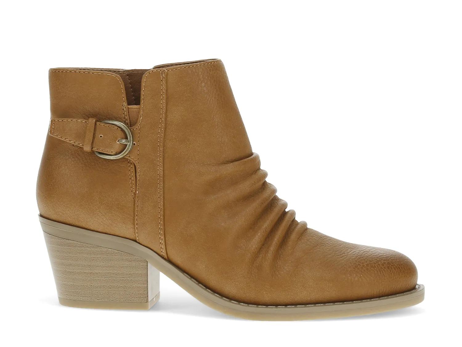 Linnea Bootie