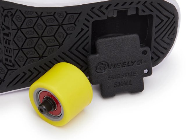 Heelys Pro20 Minion Skate Shoes - Kids' - Free Shipping | DSW