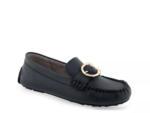 Case Loafer