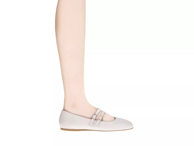 Harisa Mary Jane Flat