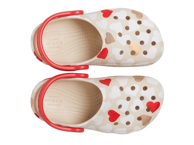 Crocs Classic Heart Print Clog - Kids