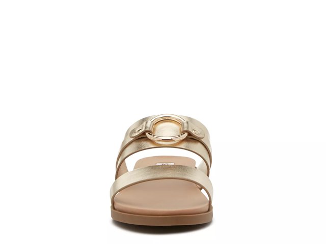 Keera Sandal