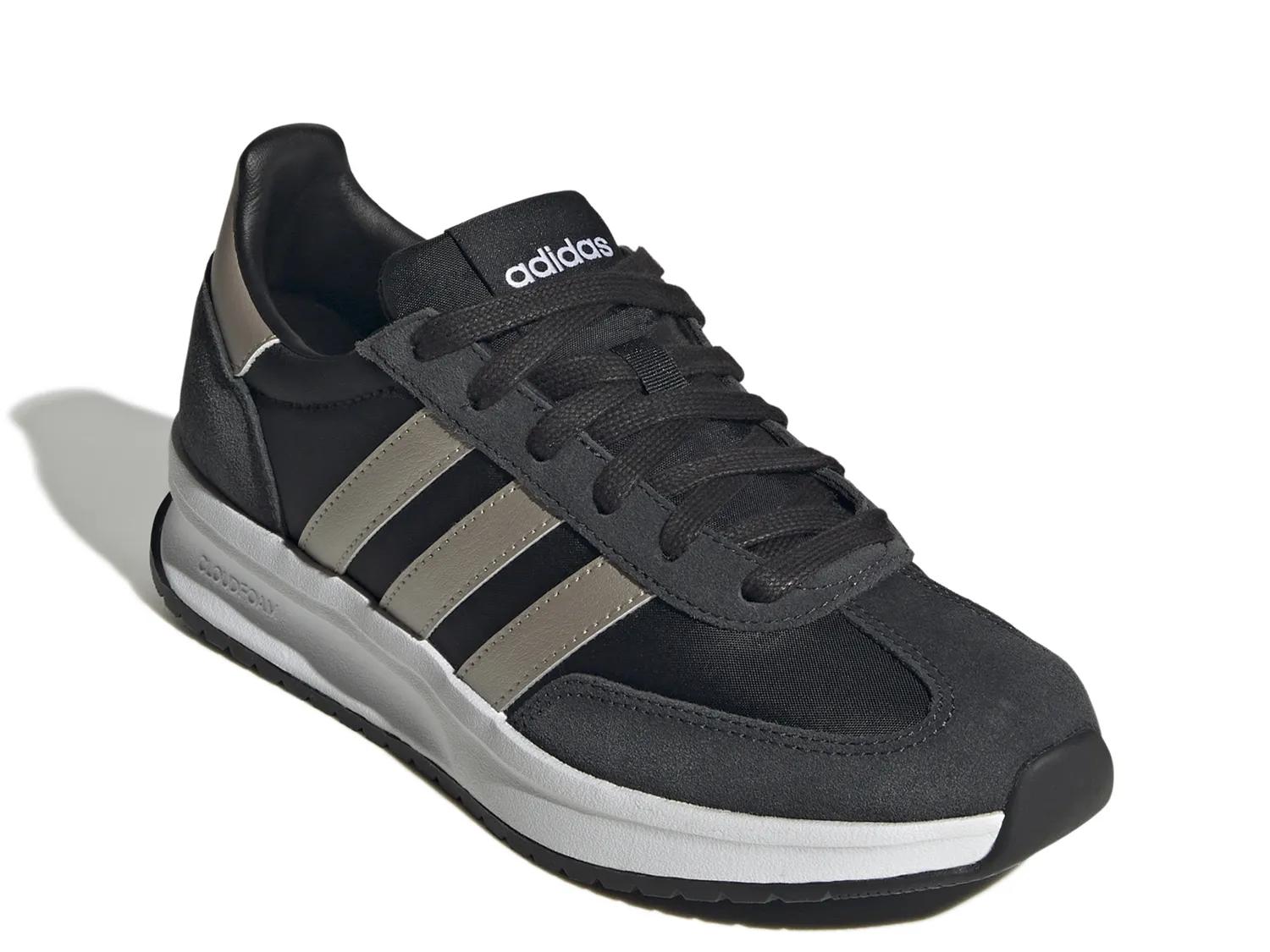 Woman’s Athleisure adidas Run 70s 2.0 Sneaker