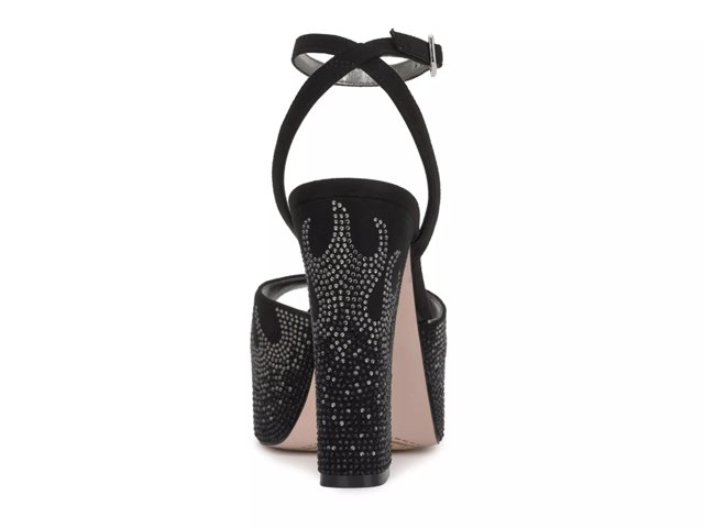 Lirio Platform Sandal