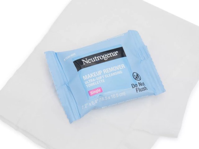 Makeup Remover Ultra-Soft Cleansing Towelettes - 20 ct.