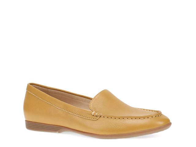 Lorri Loafer