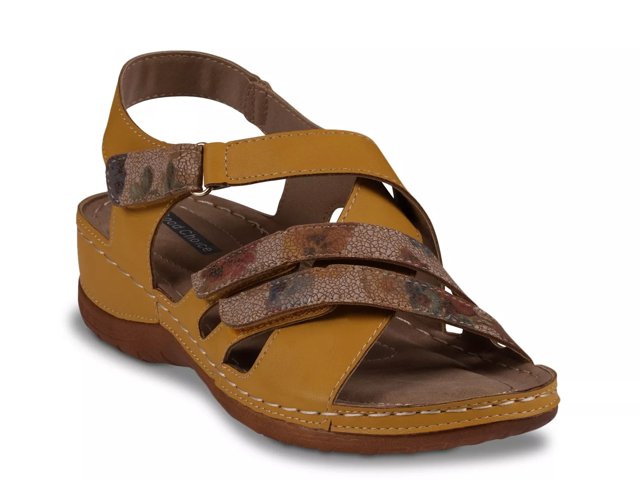 Dalary Wedge Sandal