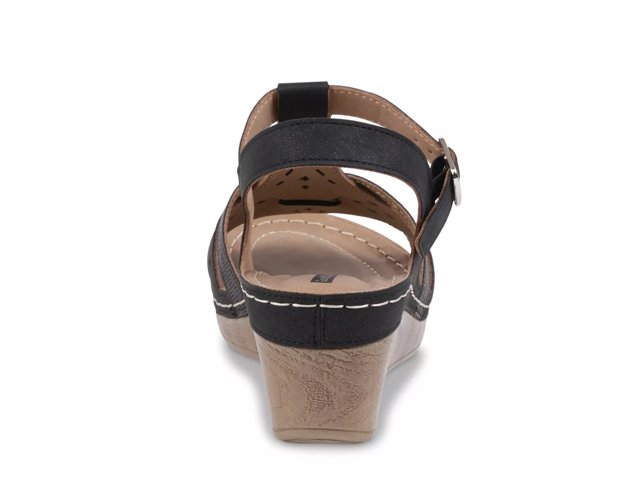 Darry Wedge Sandal