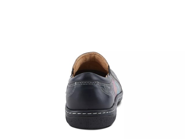 Annawan Slip-On