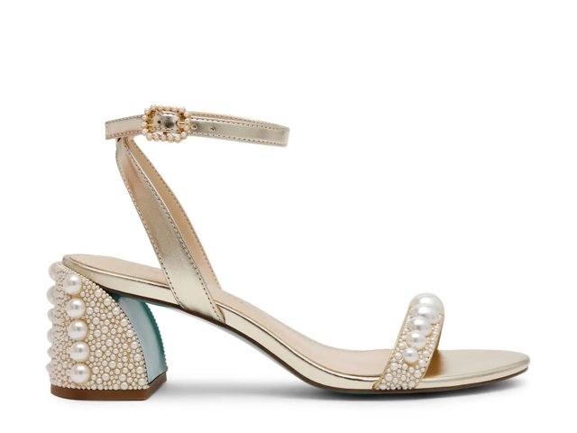 Tina Sandal
