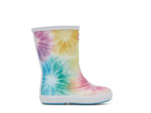 Click to shop girls' boots at DSW Designer Shoe Warehouse.