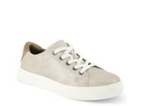 Kamerson Sneaker - Women's Silver Metallic view