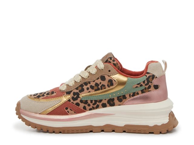 Leo Sneaker - Women's