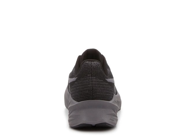 Dynablast 5 Running Shoe - Men's