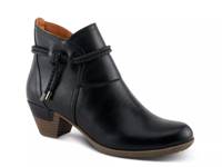 Dandre Bootie Black view