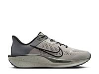Quest 6 Running Shoe - Men's Dark Grey/Black view