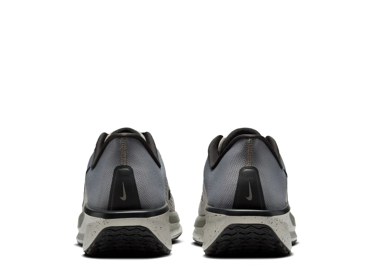 Quest 6 Running Shoe - Men's