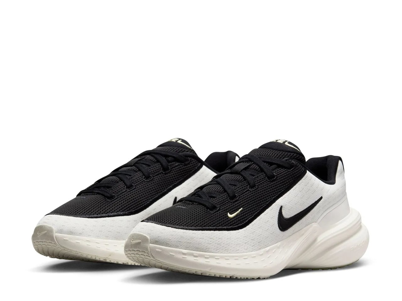 Uplift SC Sneaker - Women's