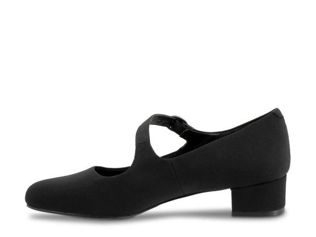Desna Mary Jane Pump