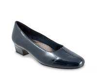 Doris Pump Navy view