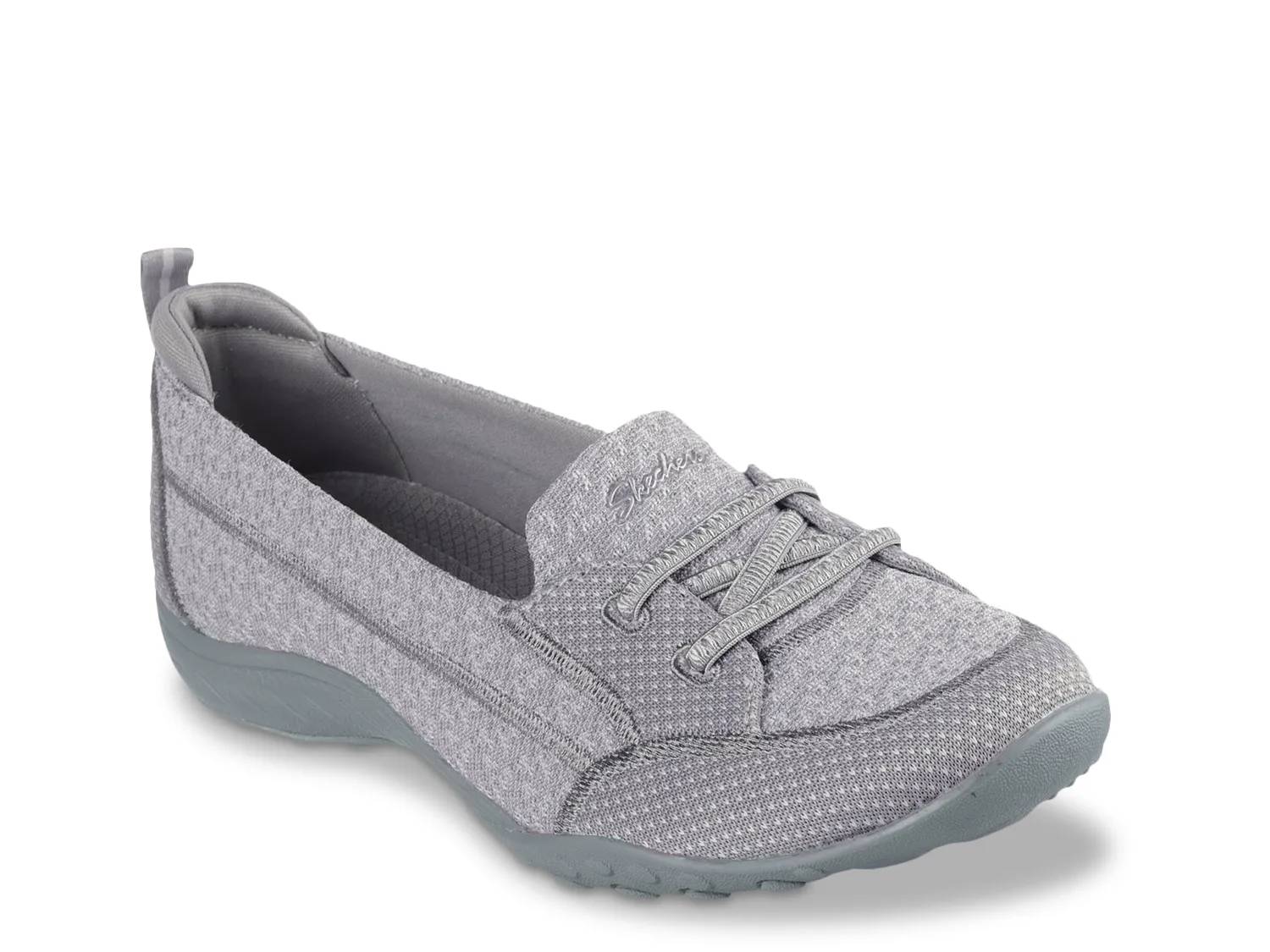 Relaxed Fit Breathe-Easy Holding Line Slip-On