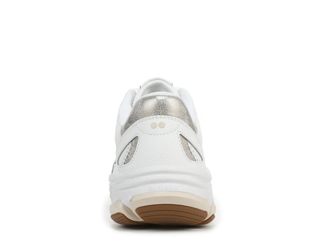 Devotion X Max Classic Sneaker - Women's