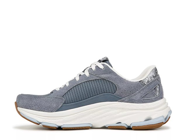 Devotion X Max Classic Sneaker - Women's