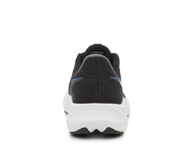 Versablast 4 Running Shoe - Men's