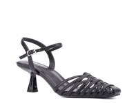 Zaida Pump Black view