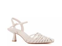 Zaida Pump Off White view