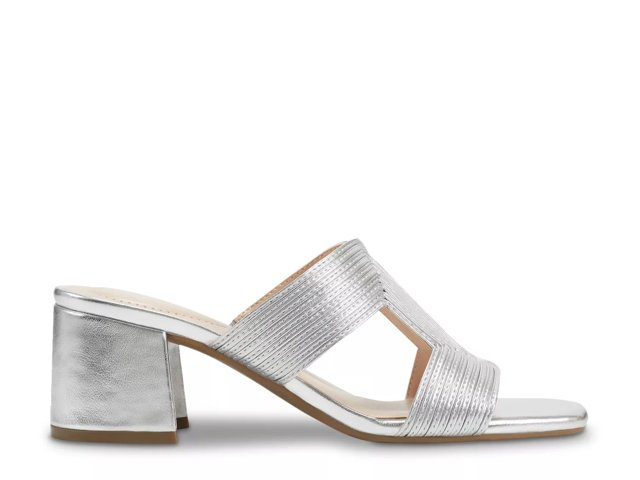 Merily Sandal