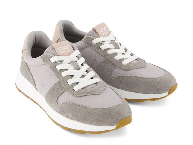 TRVL LITE Retro Sneaker - Women's