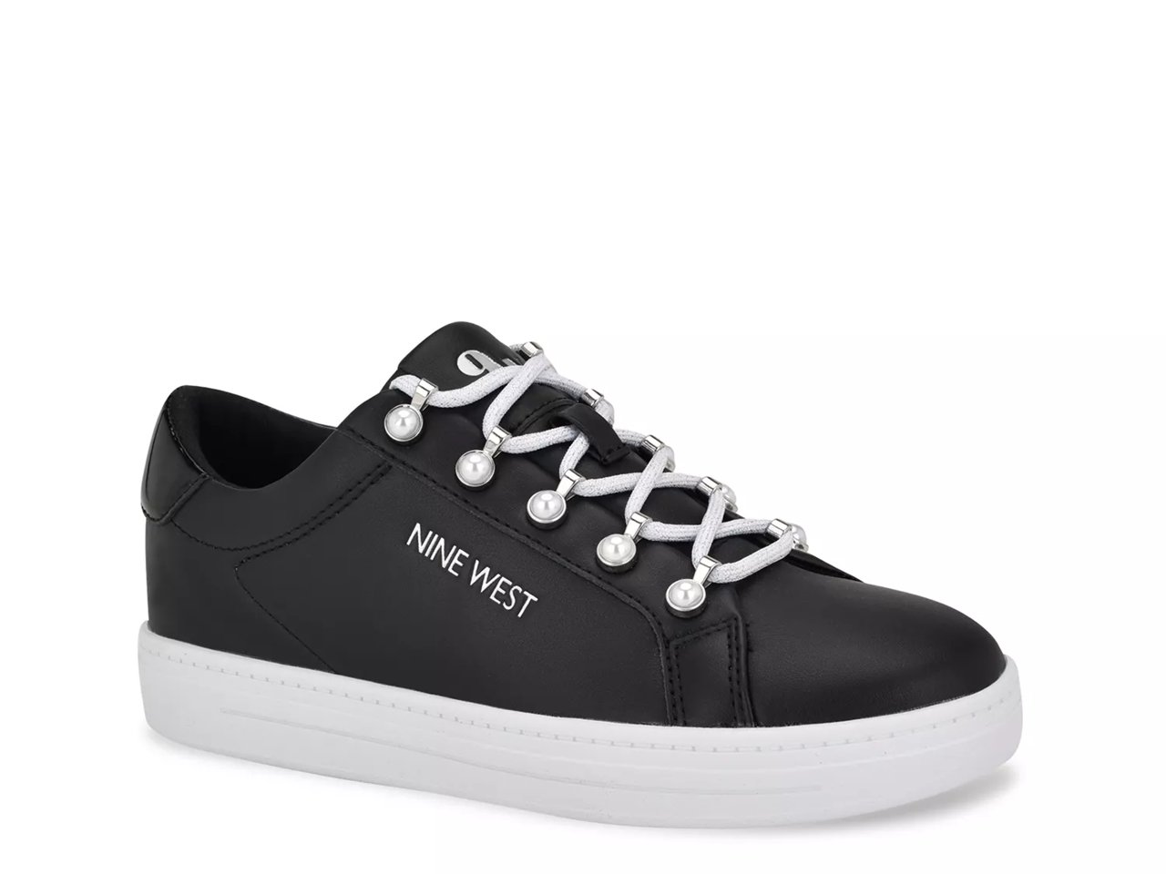 Paves Sneaker