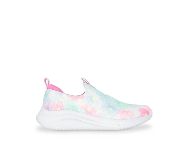 Click to shop kids' clearance at DSW Designer Shoe Warehouse