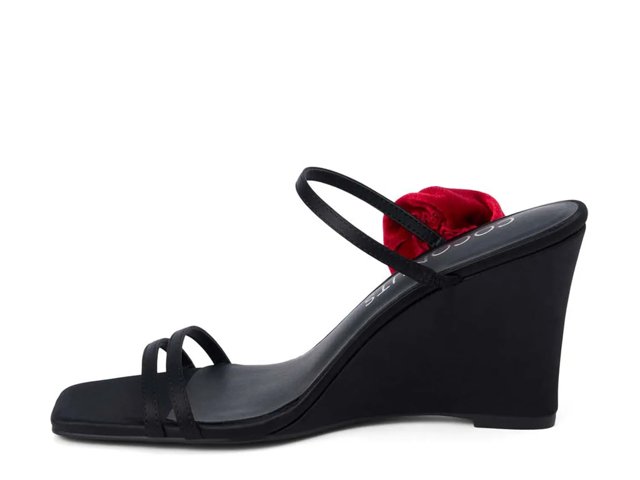 Rosa Wedge Sandal