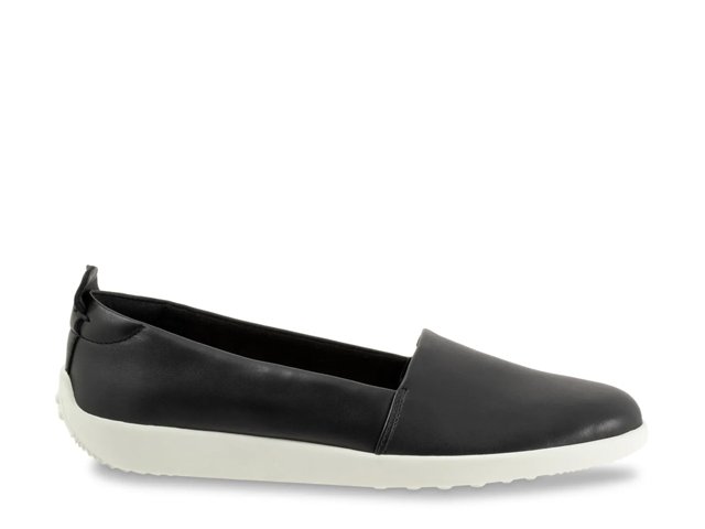 Deva Slip-On