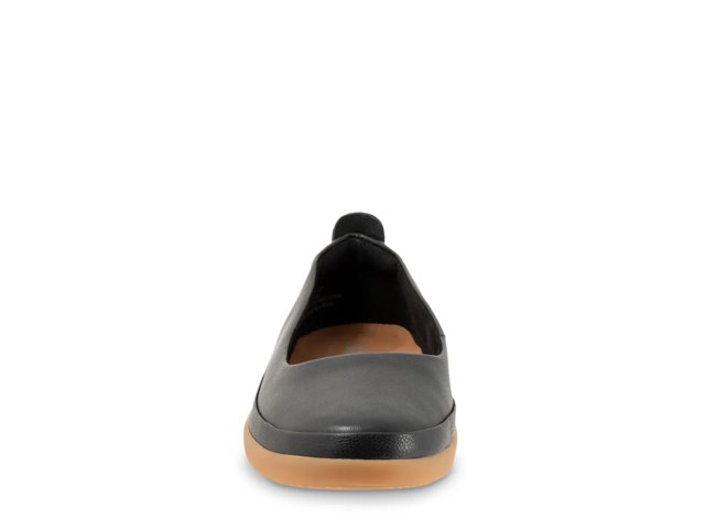 Disa Slip-On