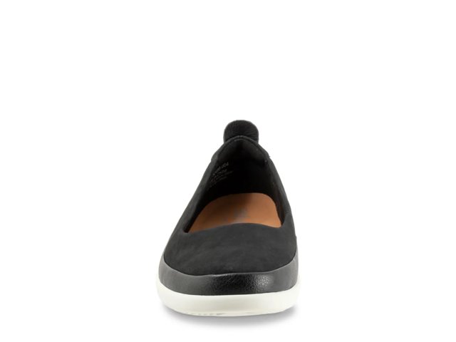 Disa Slip-On