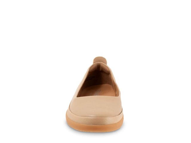 Disa Slip-On