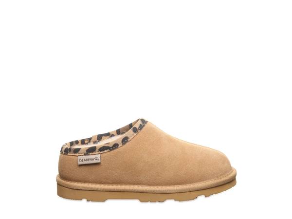 Click to shop kids' slippers at DSW Designer Shoe Warehouse.